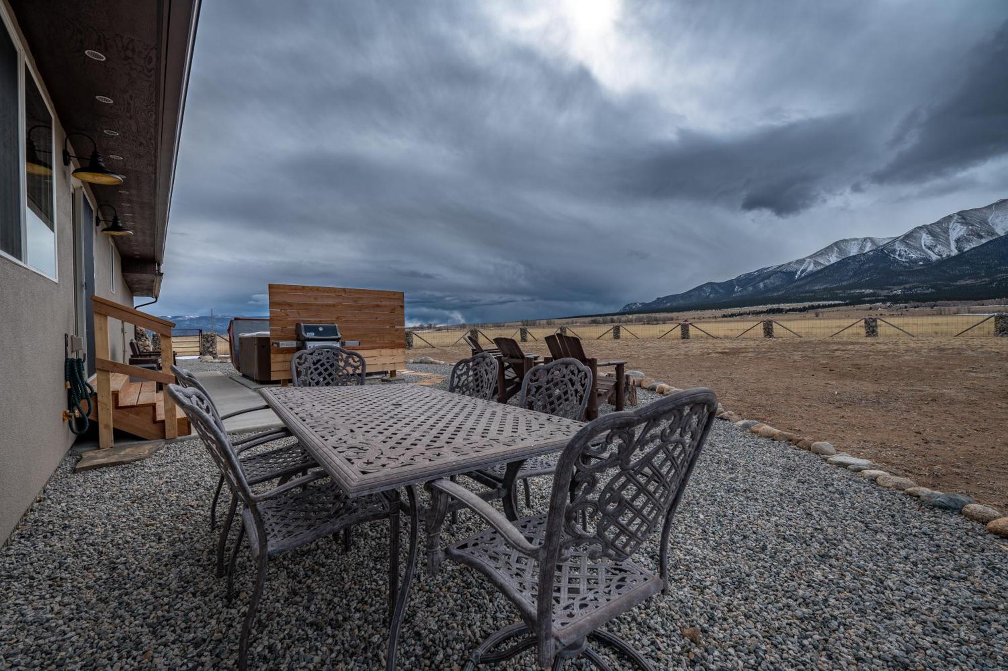 Buena Vista Mountain Retreat - Ultimate Privacy With Spa & Unbeatable Views Eksteriør billede